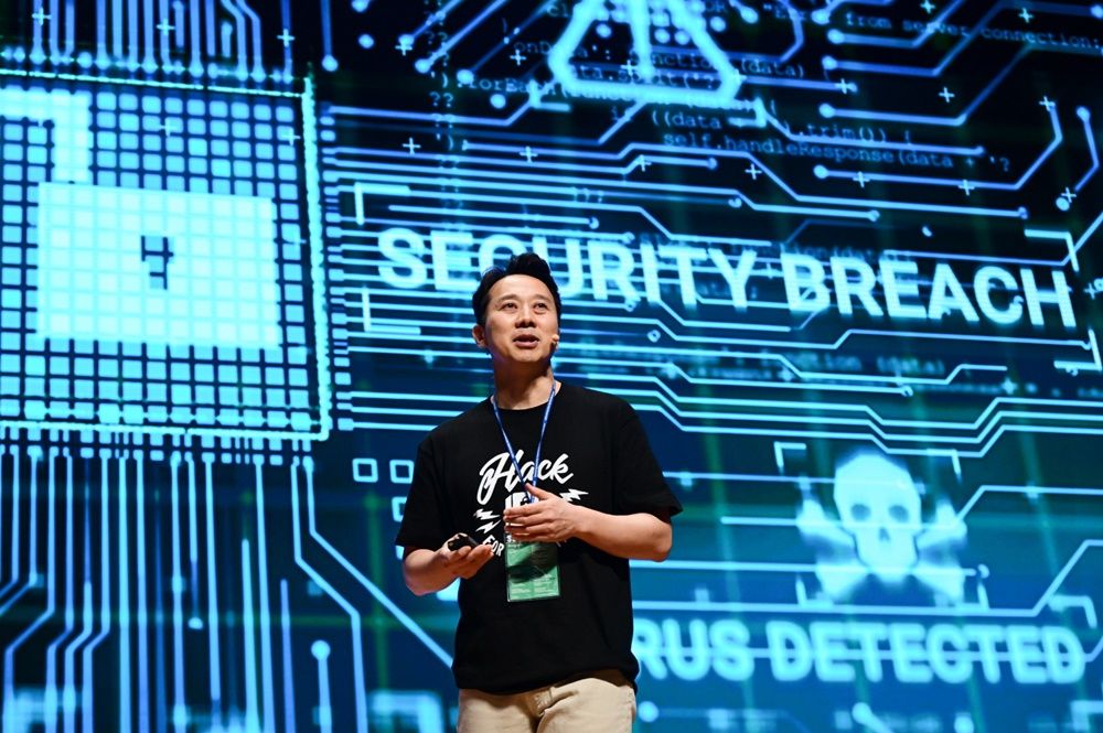 2. 7 - Samsung shines new light on hacking to tackle emerging cyber threats