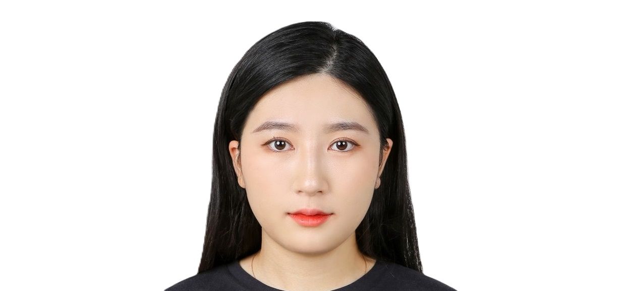 Minkyung Shin profile - [Weekend Briefing] Between fake and real